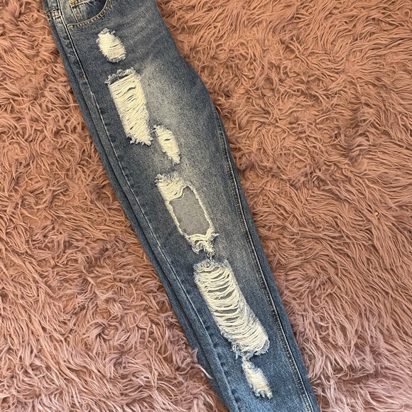 Jeans - Picture 3 of 3